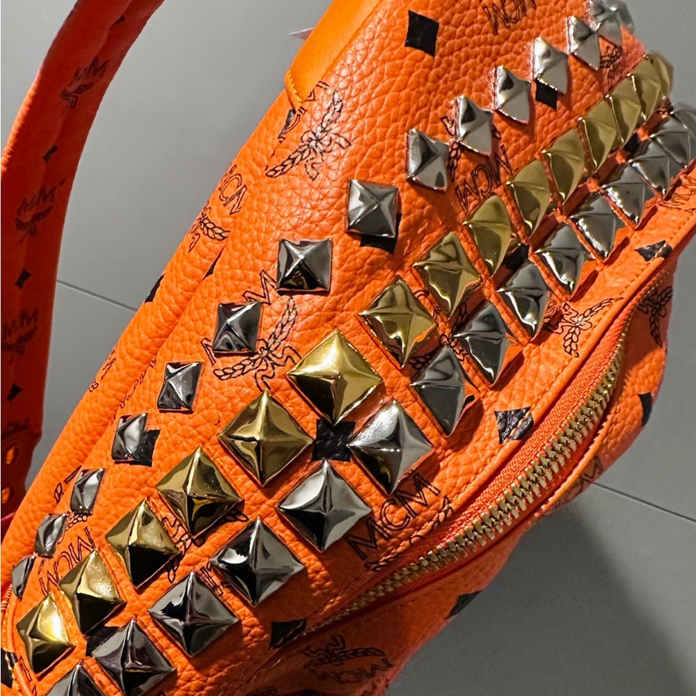 Large MCM Backpack (Orange), MINT condition + Certificate of Authenticity